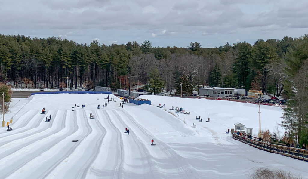 mobile offices and storage containers for ski areas