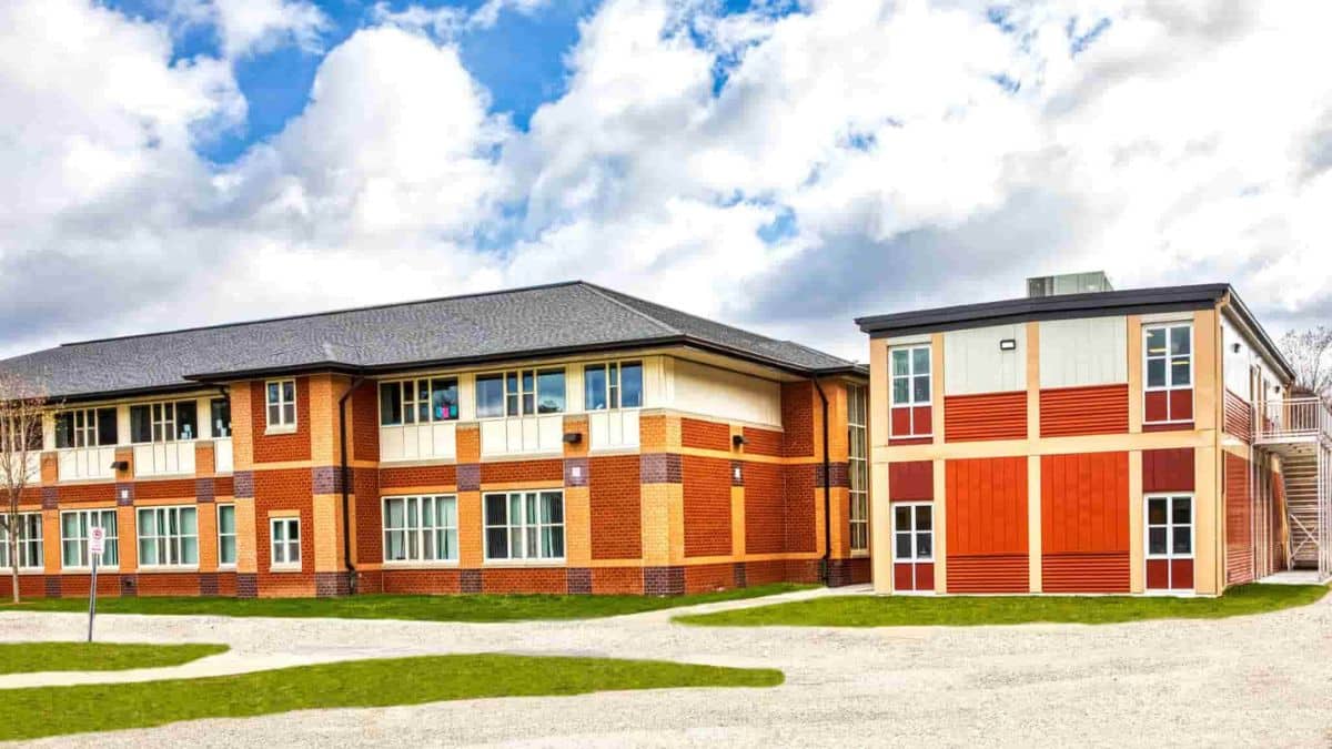 modular classrooms for rent or purchase nearby